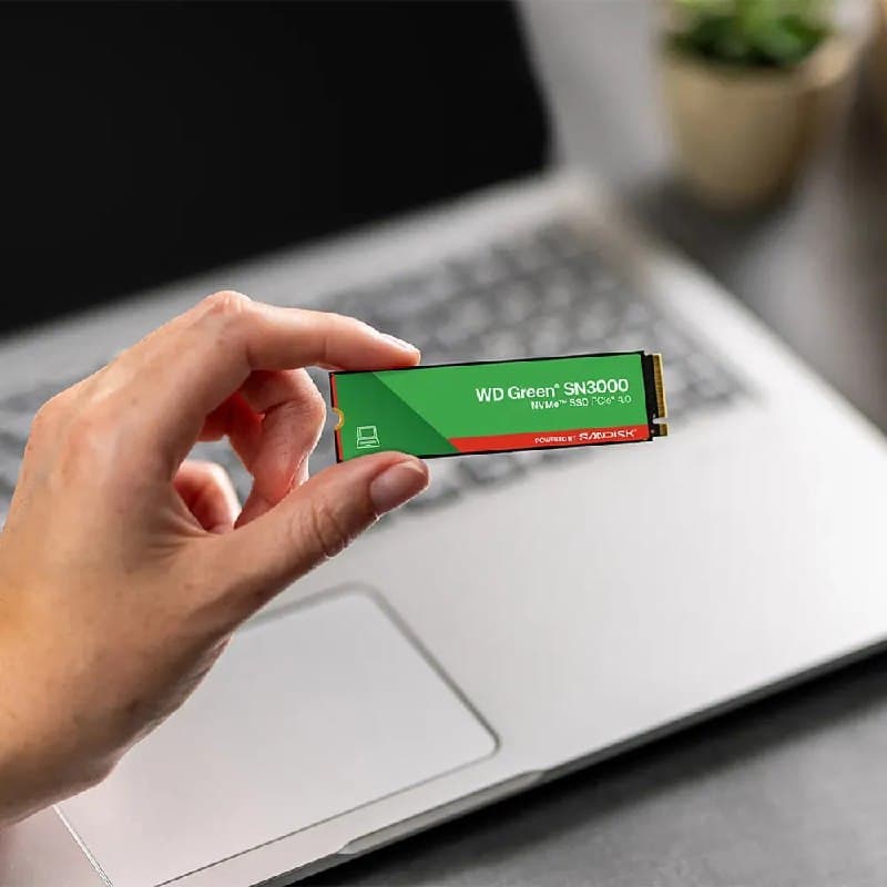 SSD 1TB M.2 NVMe PCIe 4.0 Western Digital Sn3000 Velocidade de Leitura e Gravação 5000/4200 MB/s QLC